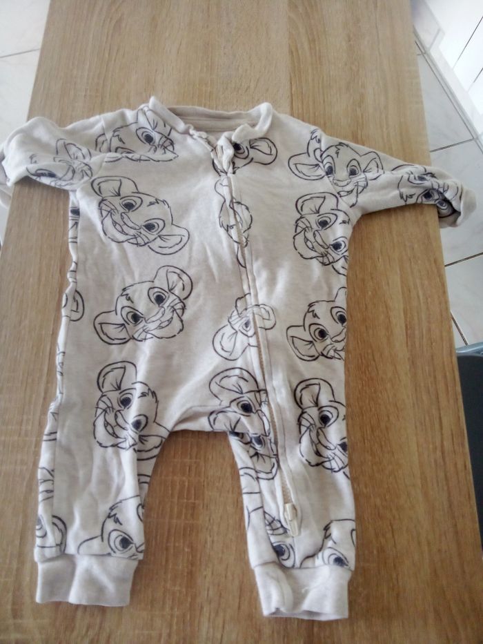 Lot 3 mois thème Disney - photo numéro 6