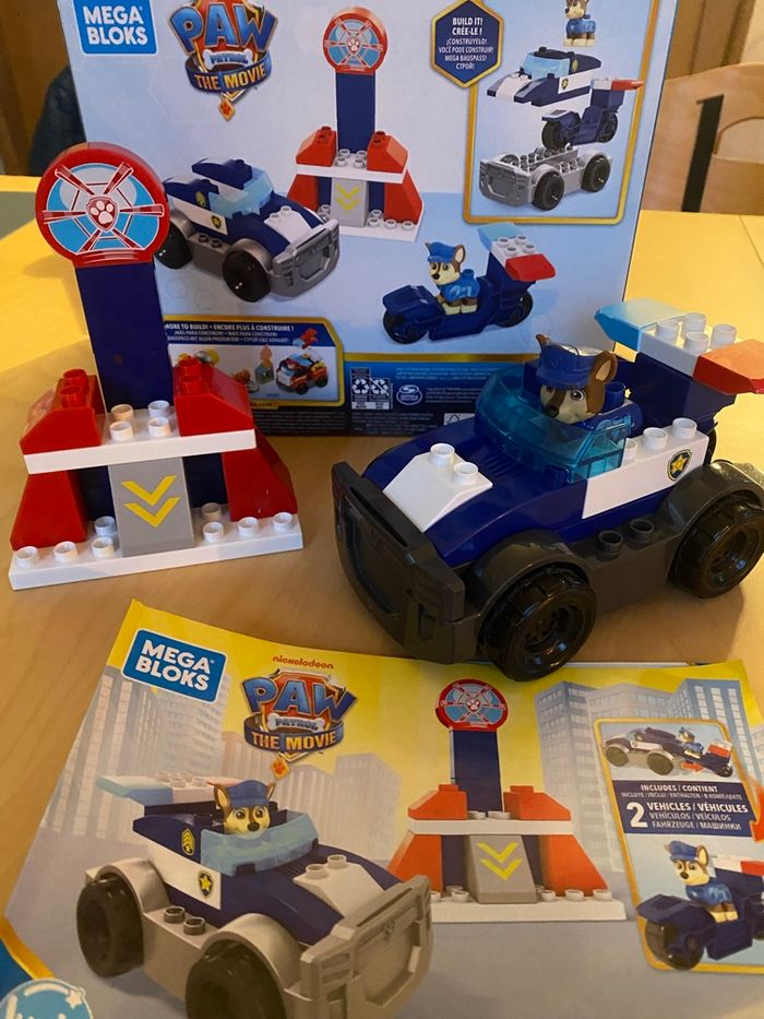 La voiture de police de Chase