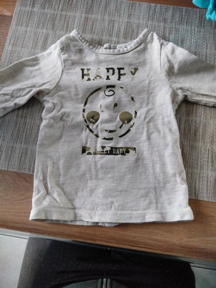 Vends tee shirt manche longue taille 3 mois