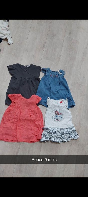 Lot robe 9mois