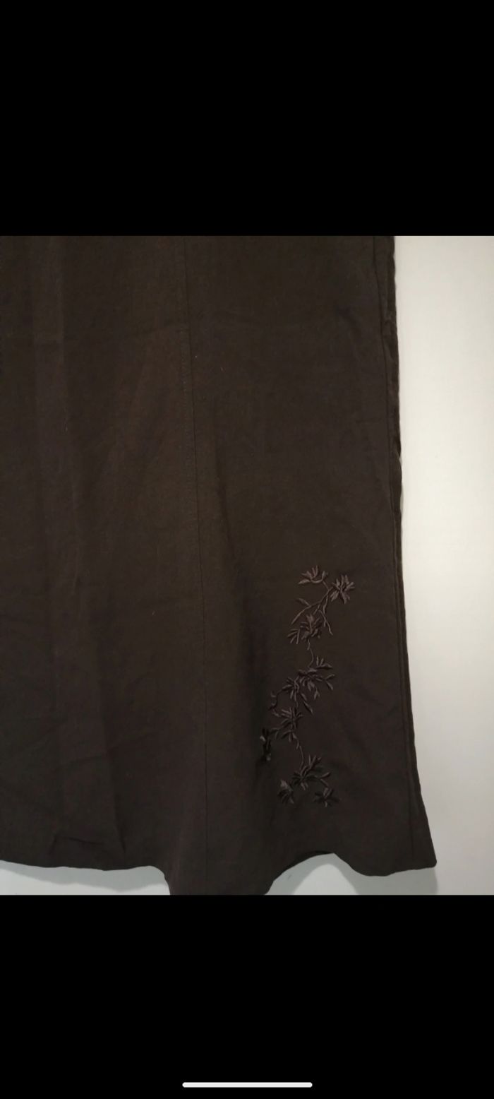 Très belle jupe Canda marron. Taille 48 - photo numéro 2