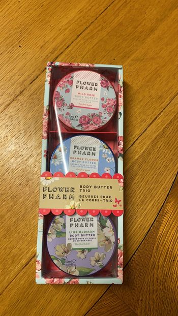 Trio beurre pour le corps Flower pharm