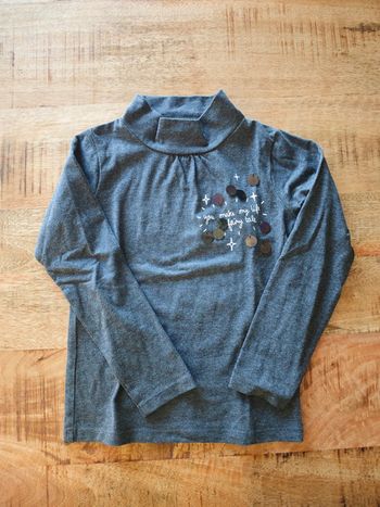 Tee-shirt longues manches à col 5 ans