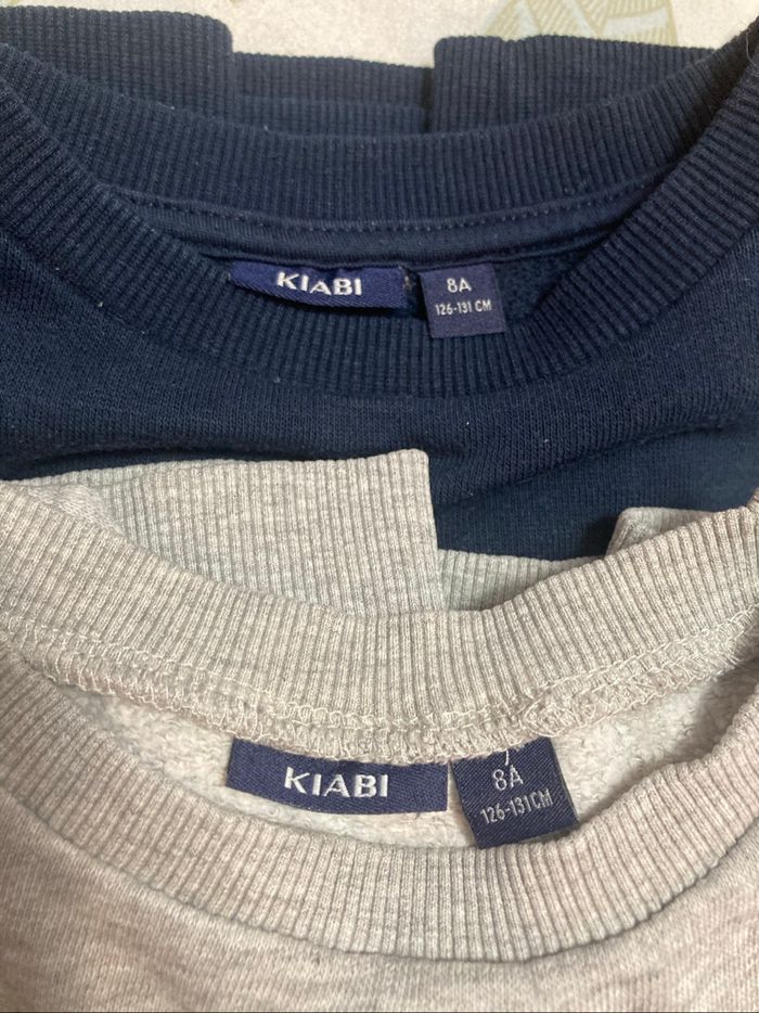 2 pulls - taille 8 ans - photo numéro 2