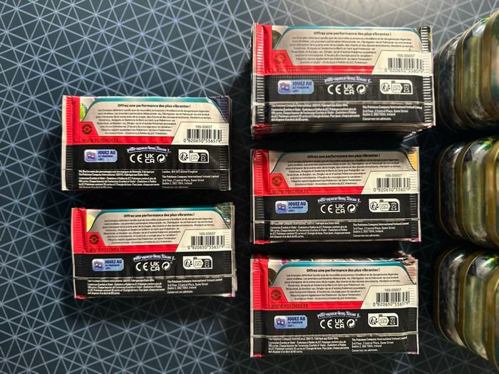 Lot de 36 boosters Pokémon Écarlate et violet Évolutions à Paldea FR - photo numéro 5
