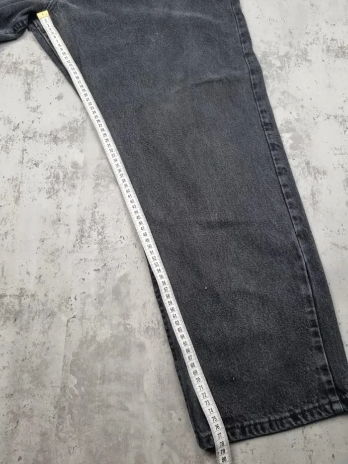 Jean Wrangler noir Taille 40x30 (mesures en photos) - photo numéro 6