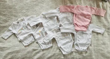 👶 Lot de bodies croisés – Taille prématuré 👶