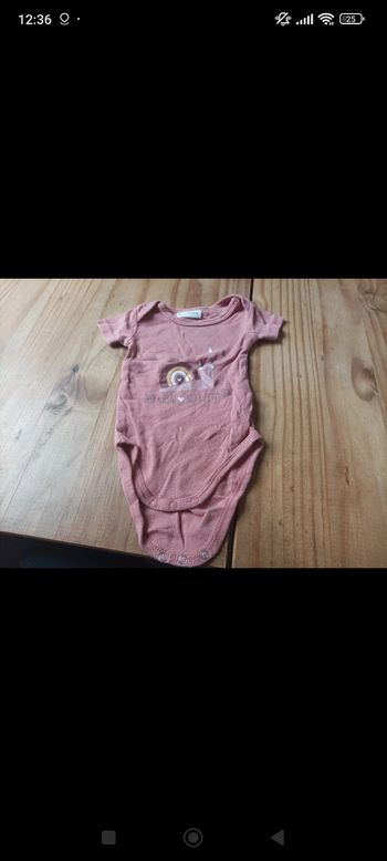 Lot de bodies bébé fille taille 3 mois