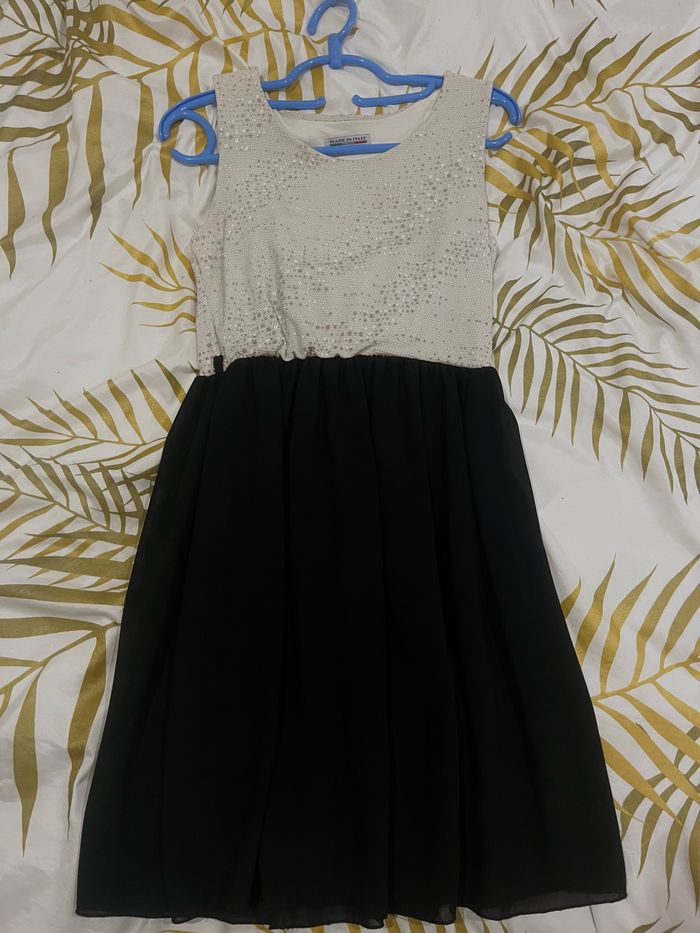 Robe noir et blanche taille unique - photo numéro 2