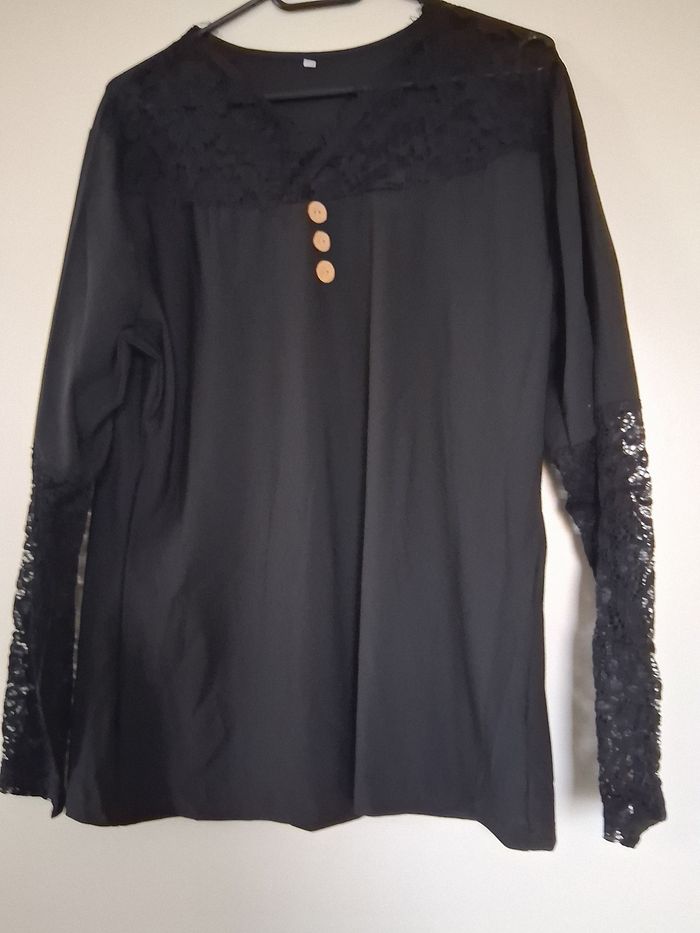 Sweat dentelle noir " t- XL"