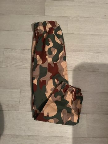 Très beau pantalon pour femme