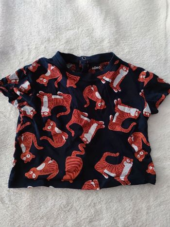 T-shirt tigre T.6 mois