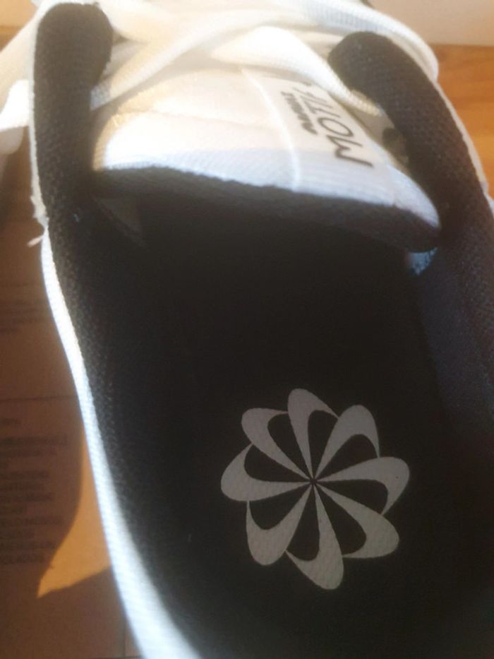 Nike Air Motif (38.5) - photo numéro 7