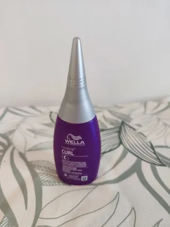 Wella professionals creatine+ curl C cheveux colorés et sensibilisés 75ml valeur 12€
