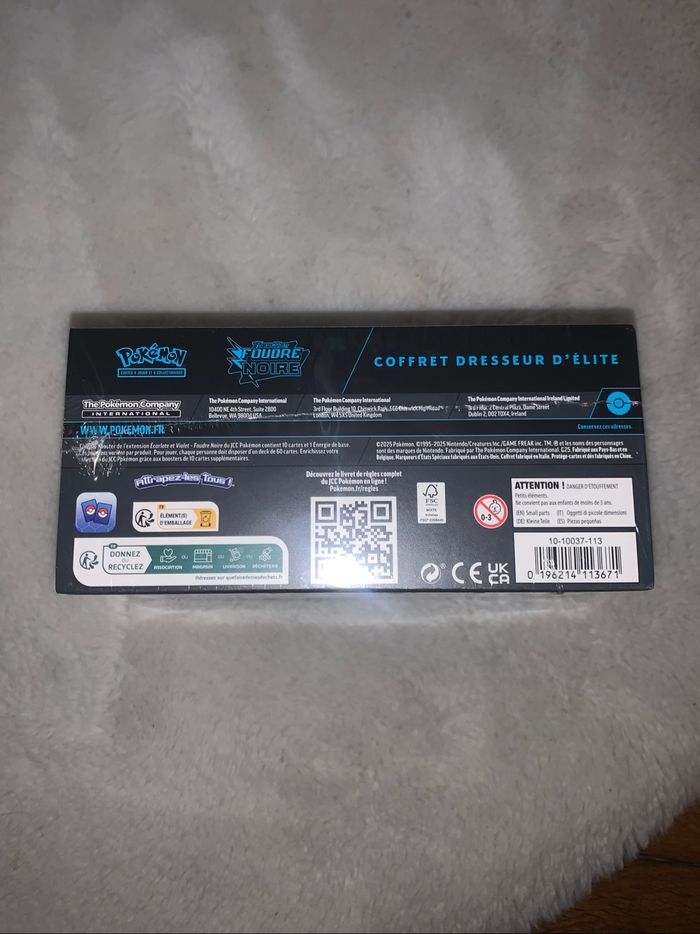 ETB Pokémon EV 10.5 Foudre Noire - photo numéro 8
