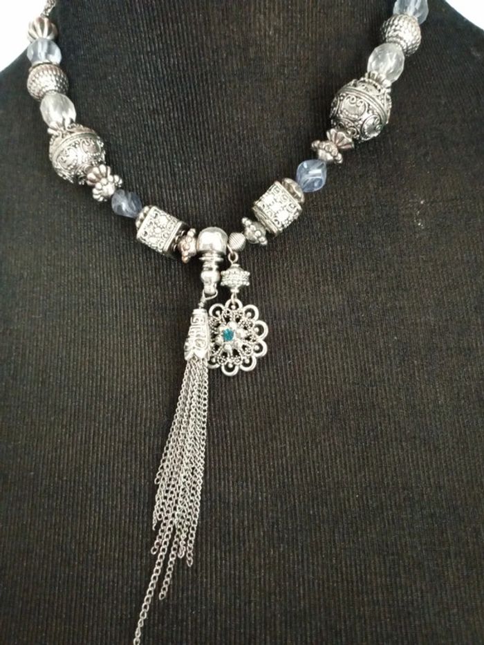 Collier - photo numéro 2