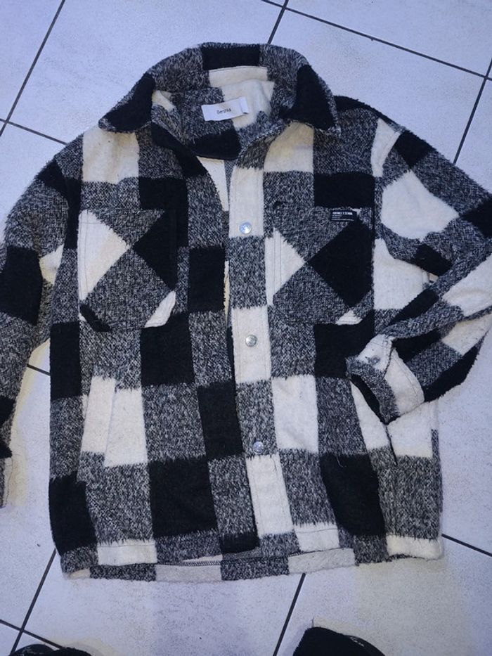 Veste sur-chemise Bershka