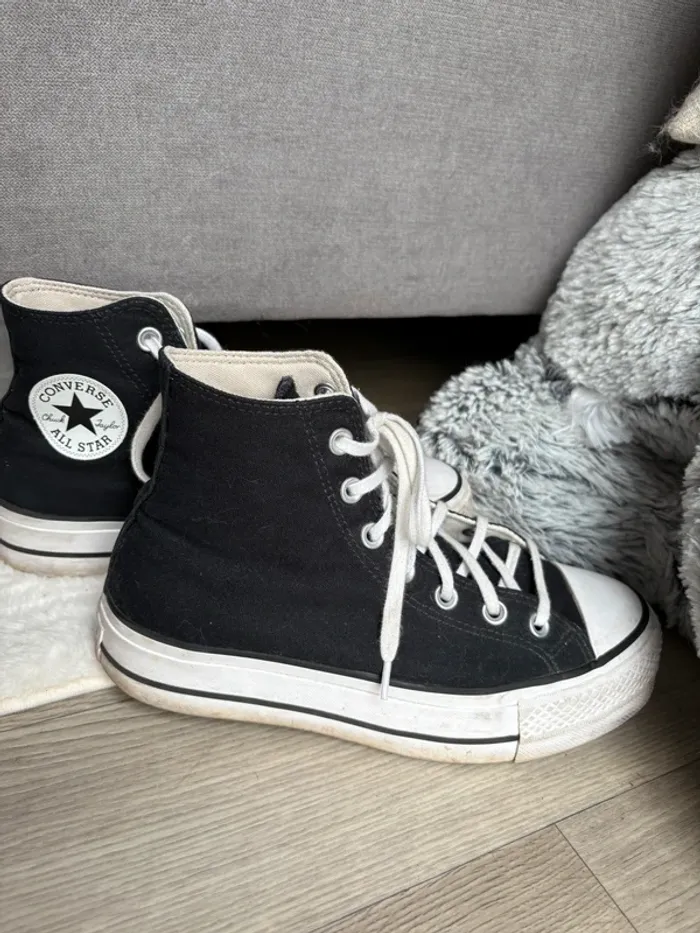 Converses montantes plateformes noires - taille 38 👟 - photo numéro 11