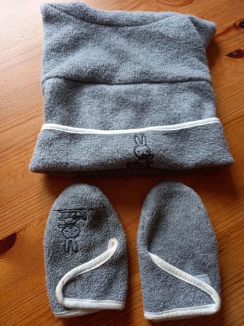 Bonnet et moufle T46