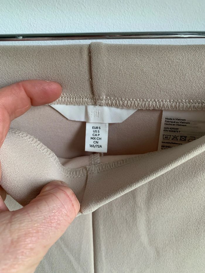 Pantalon / legging H&M - photo numéro 2