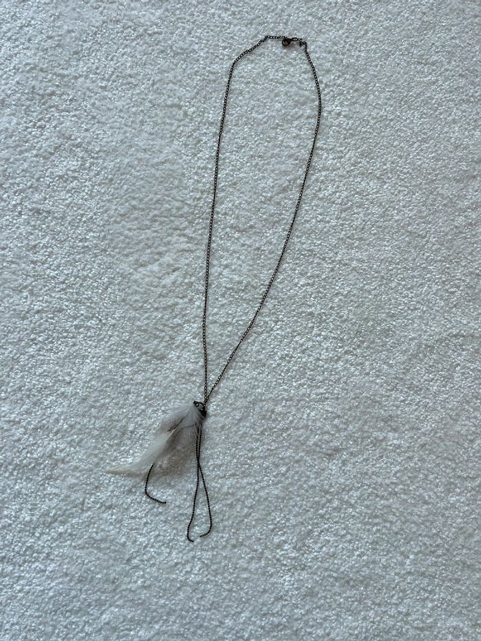 Collier à plume