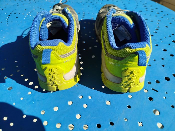 Chaussures de randonnée enfant T35 - photo numéro 5