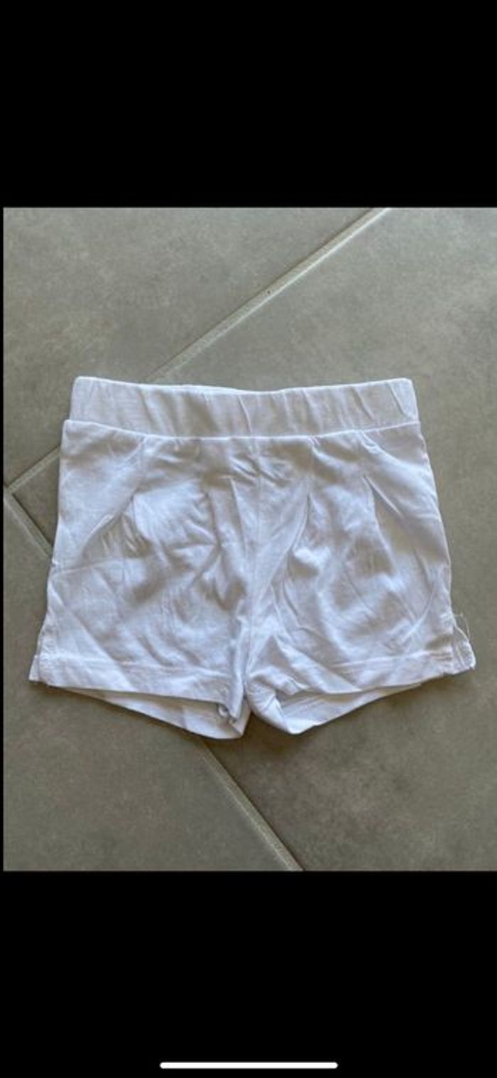 Short blanc Taille 9 mois - photo numéro 3