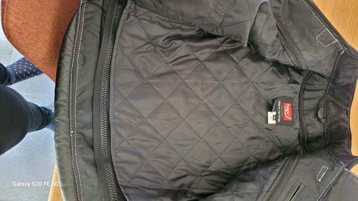 Cuir moto femme - photo numéro 14