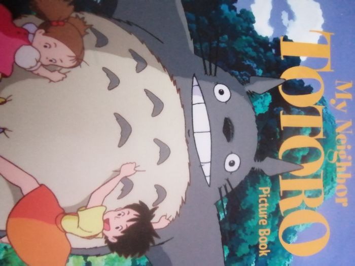 Affiche en tissu Totoro happy studio ghibli - photo numéro 2