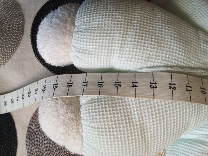 Doudou lapin Nounours vert clair proche bleu clair vichy rose blanc nez brodé marron tissu  nid d'abeilles et éponge blanc  bouclettes  blanches grelot hochet d'occasion - photo numéro 2