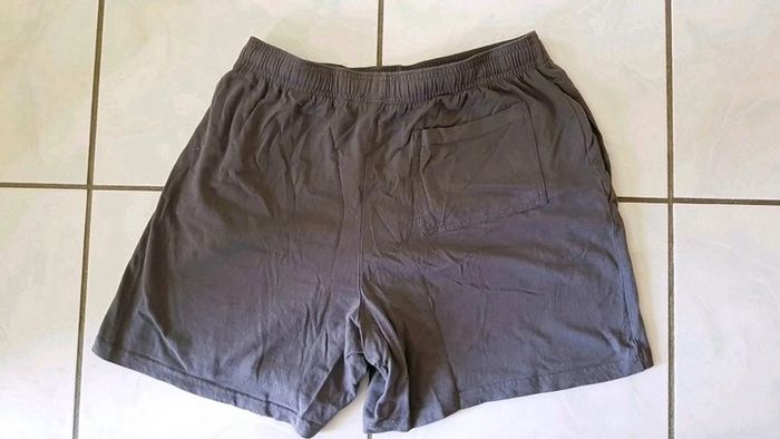 Short femme - photo numéro 2