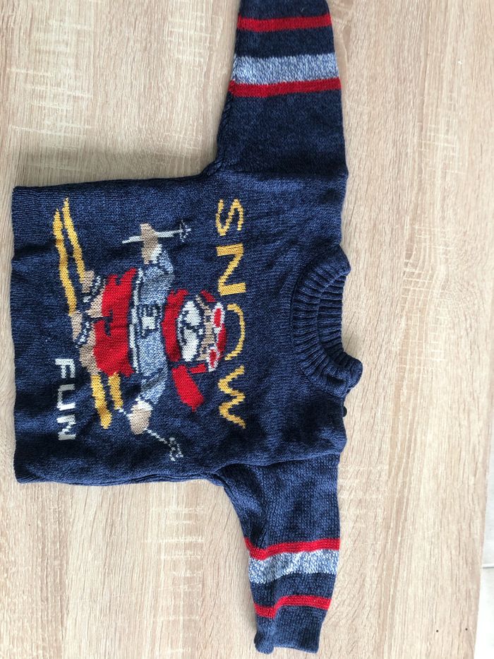 Lot 2 pull + 2 gilets - photo numéro 3