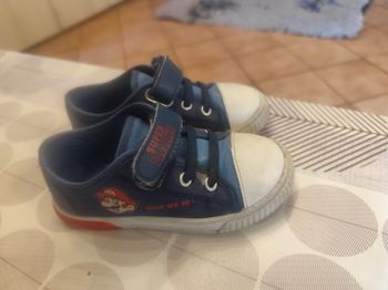 Baskets Mario lumineuses taille 26