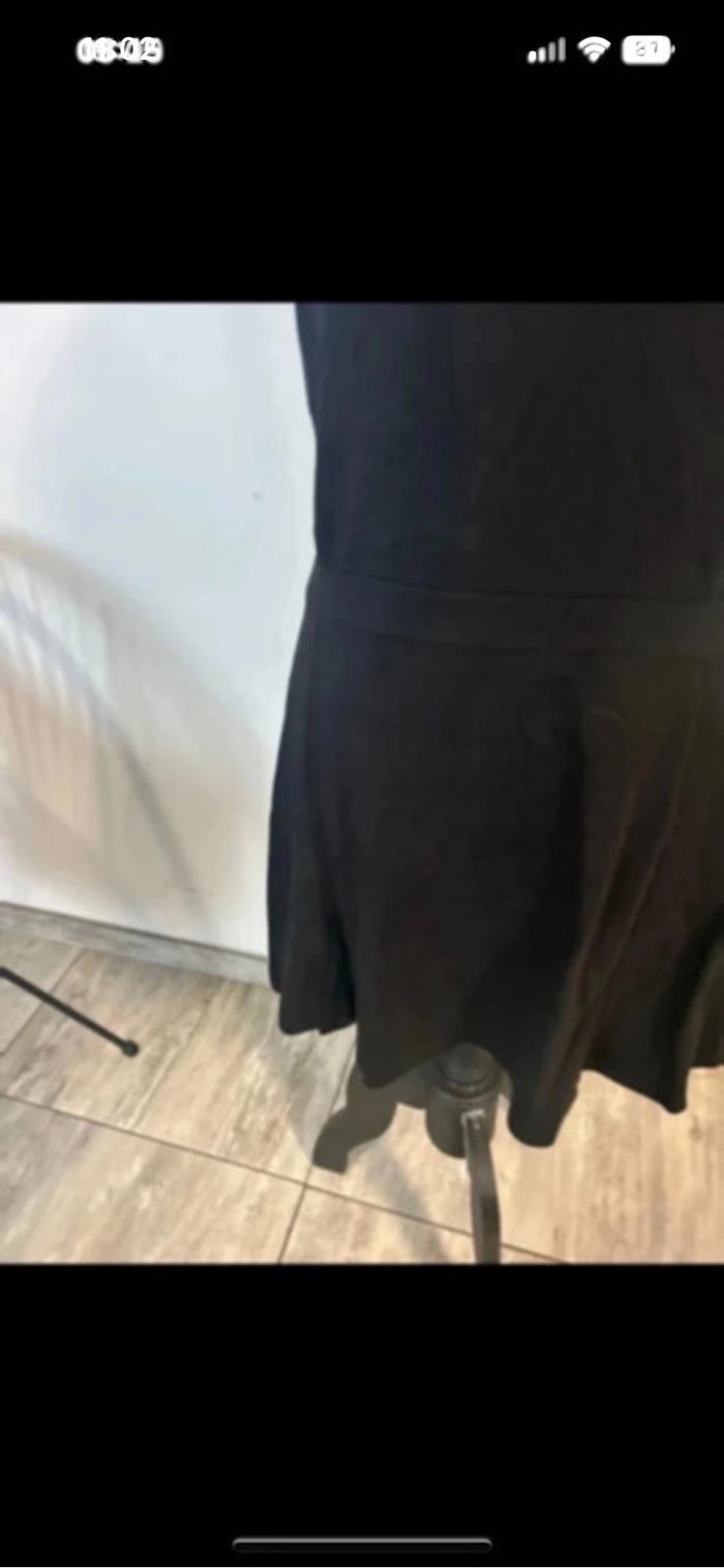 Robe noir taille 42 - photo numéro 3