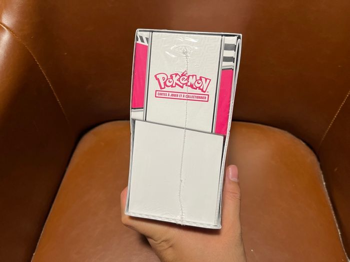 Pokémon - ETB Flamme Blanche EV 10.5 - photo numéro 6
