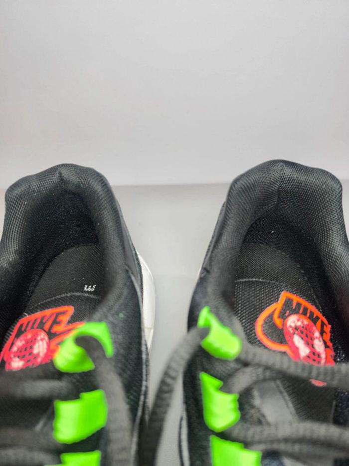 Baskets Nike air max 95 Worldwide black noir pointure 38.5 bon état - photo numéro 6