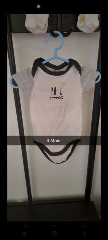 Bodies taille 6M