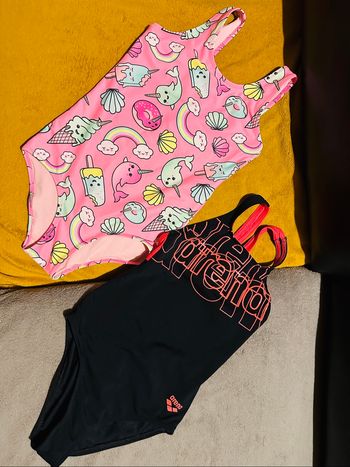 2 maillots de bain 1 pièce