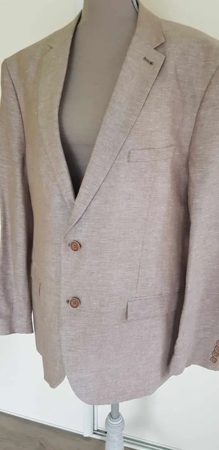 Veste de costume / Blazer / tailleur - photo numéro 2