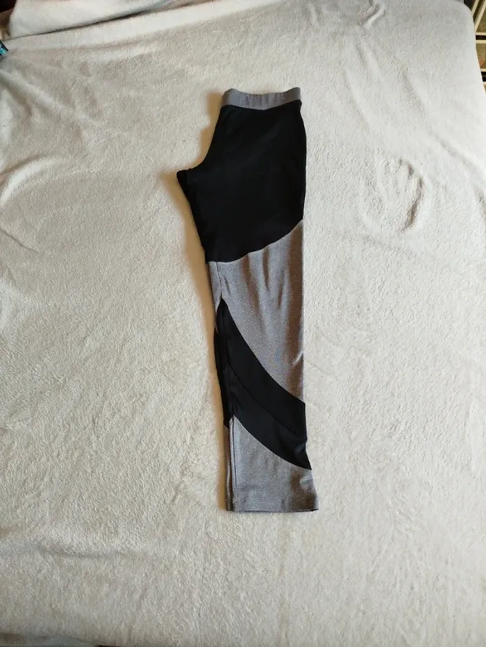 Legging sport femme Tati Diffusion taille M - photo numéro 2