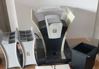 Machine Nestle spécial T