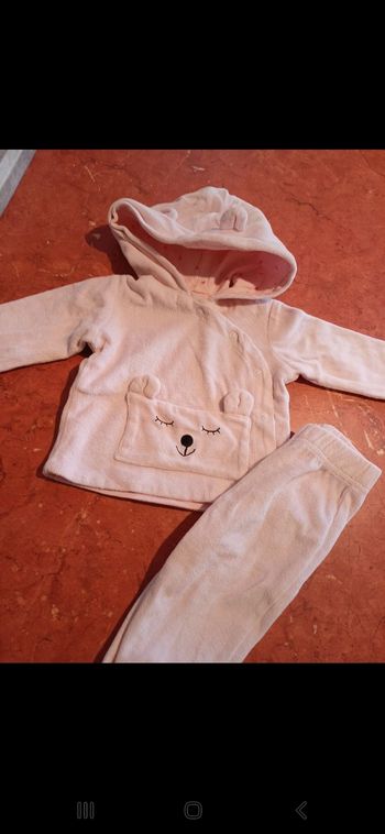 Pyjama bébé taille 3 mois