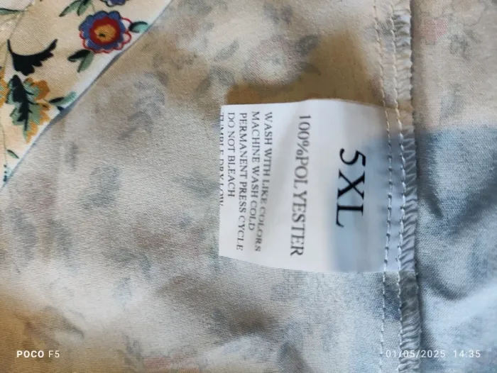 Chemise taille 5XL/ 56 manches longues Fleurie  bouton - photo numéro 8