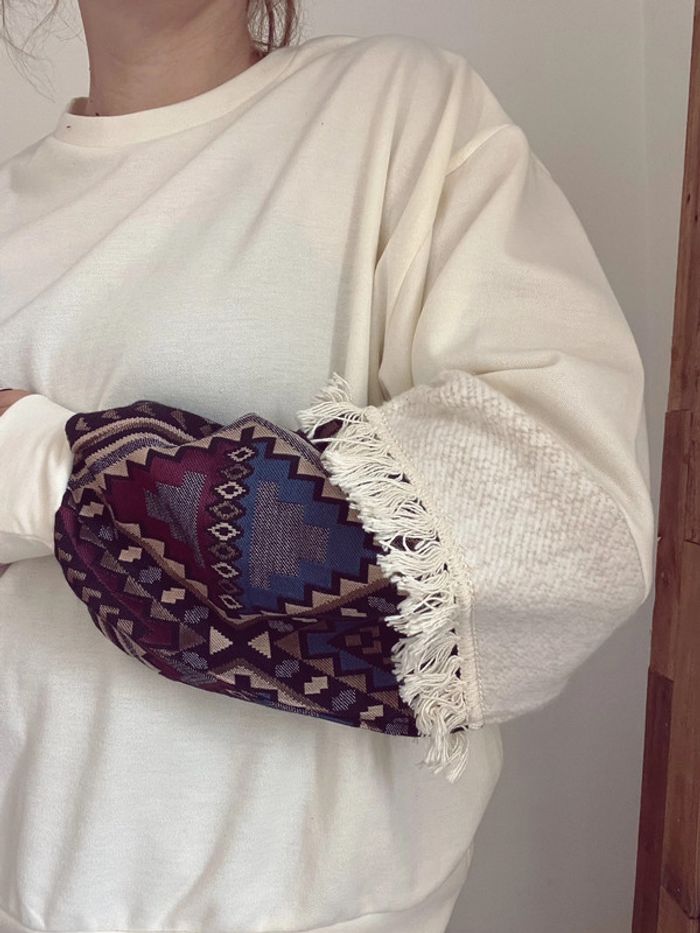 Sweat-shirt Stradivarius Taille S neuf beige avec manches - photo numéro 2