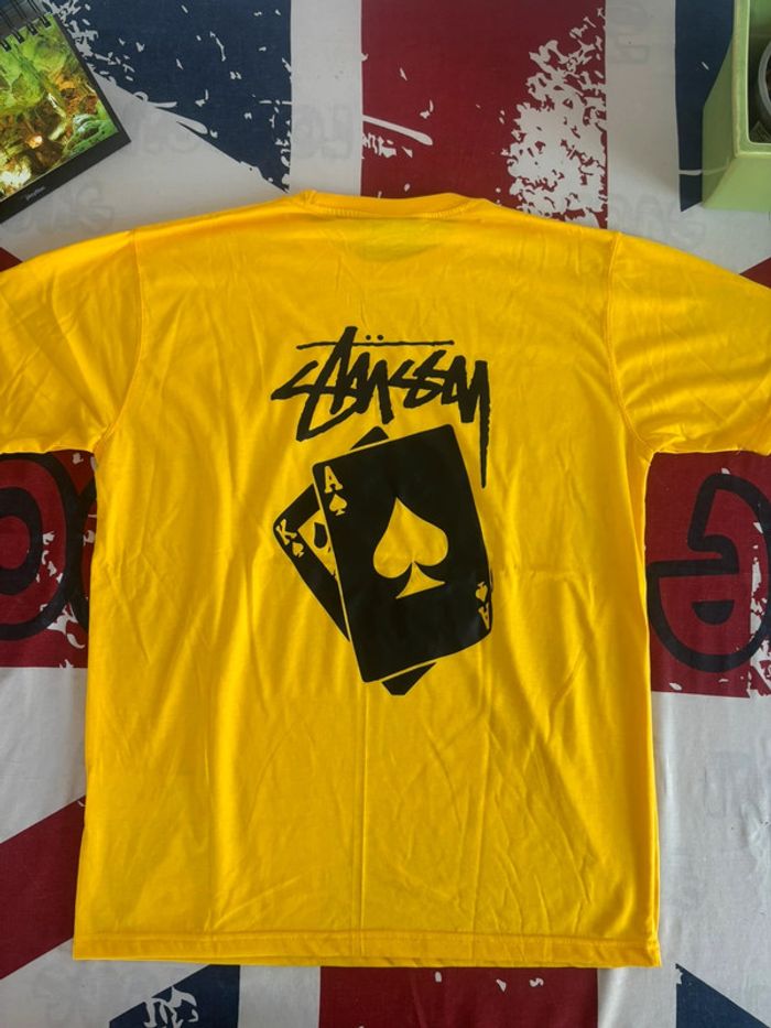 T-shirt Stussy Rework taille M/L jaune moutarde as de pique noir - photo numéro 7