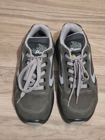 Chaussure sécurité travaux maison enfant gris