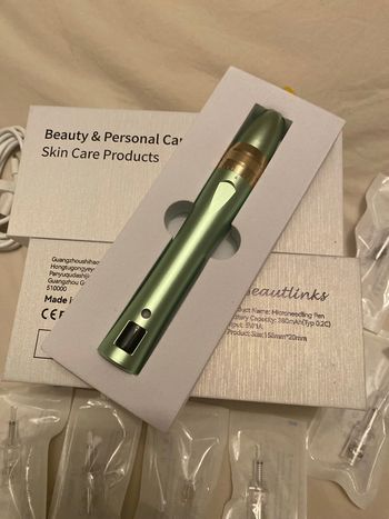 Stylo anti rides neuf