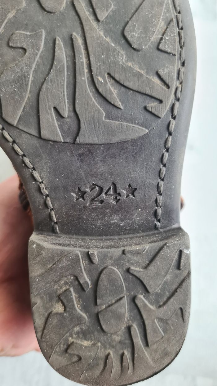 Botte taille 24 - photo numéro 3