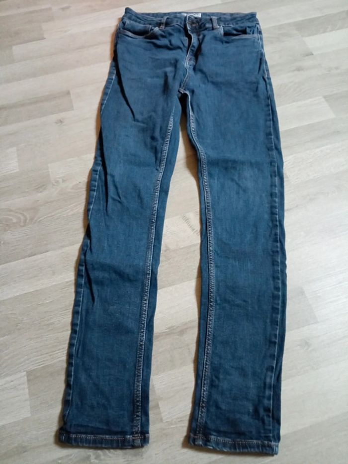 Jean femme Kiabi 38 très bon état