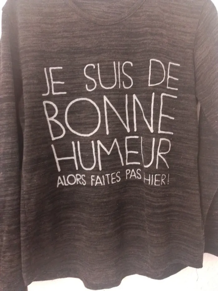 Pull fille 10 ans - photo numéro 2